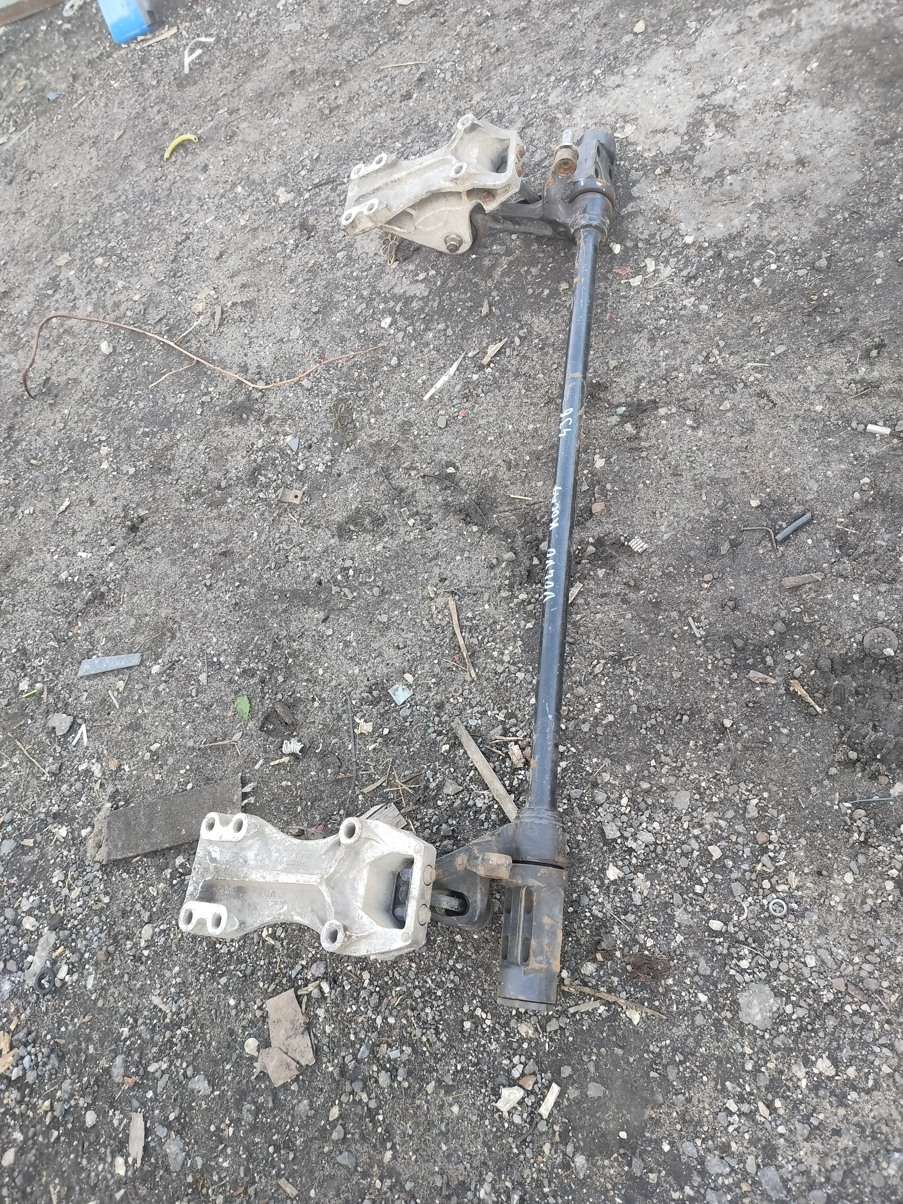 Торсион кабины Вольво фш12 косые фары 3198853